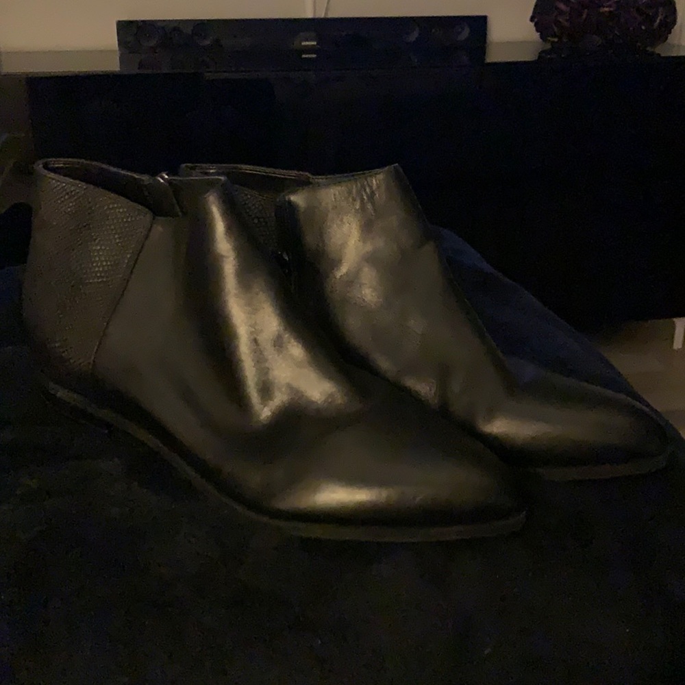 Flat Bootie